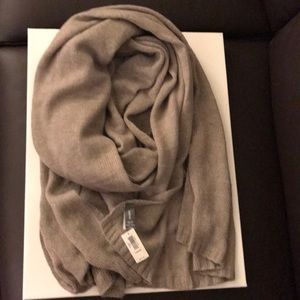 GAP Accessories - Gap over sized knit scarf GAP Accessories - Gap over sized knit scarf